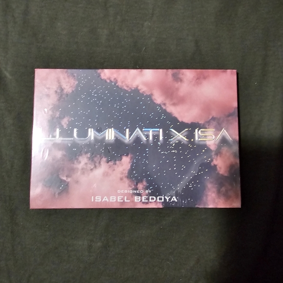 Illuminati X Isa Glam Palette - Picture 4 of 4